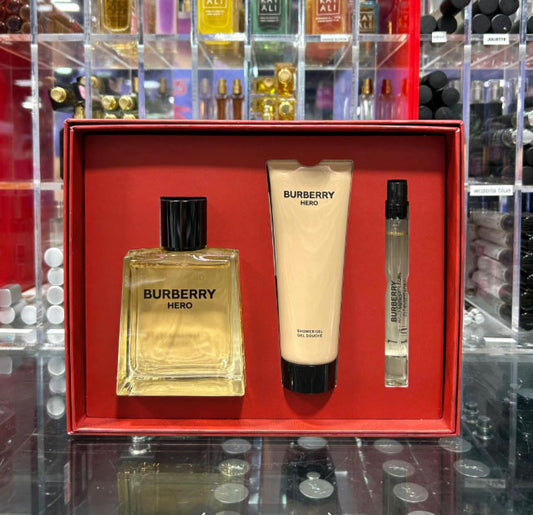 Burberry Hero for Men 3-Piece Gift Set – Eau de Toilette, Shower Gel & Travel Spray | Fresh Woody Scent