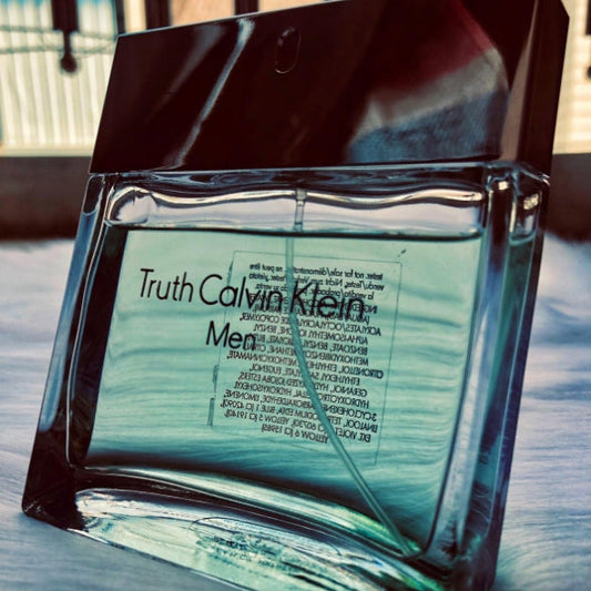 Calvin Klein TRUTH For Men Eau de Toilette – A Fresh Aromatic Blend of Woods & Green Notes